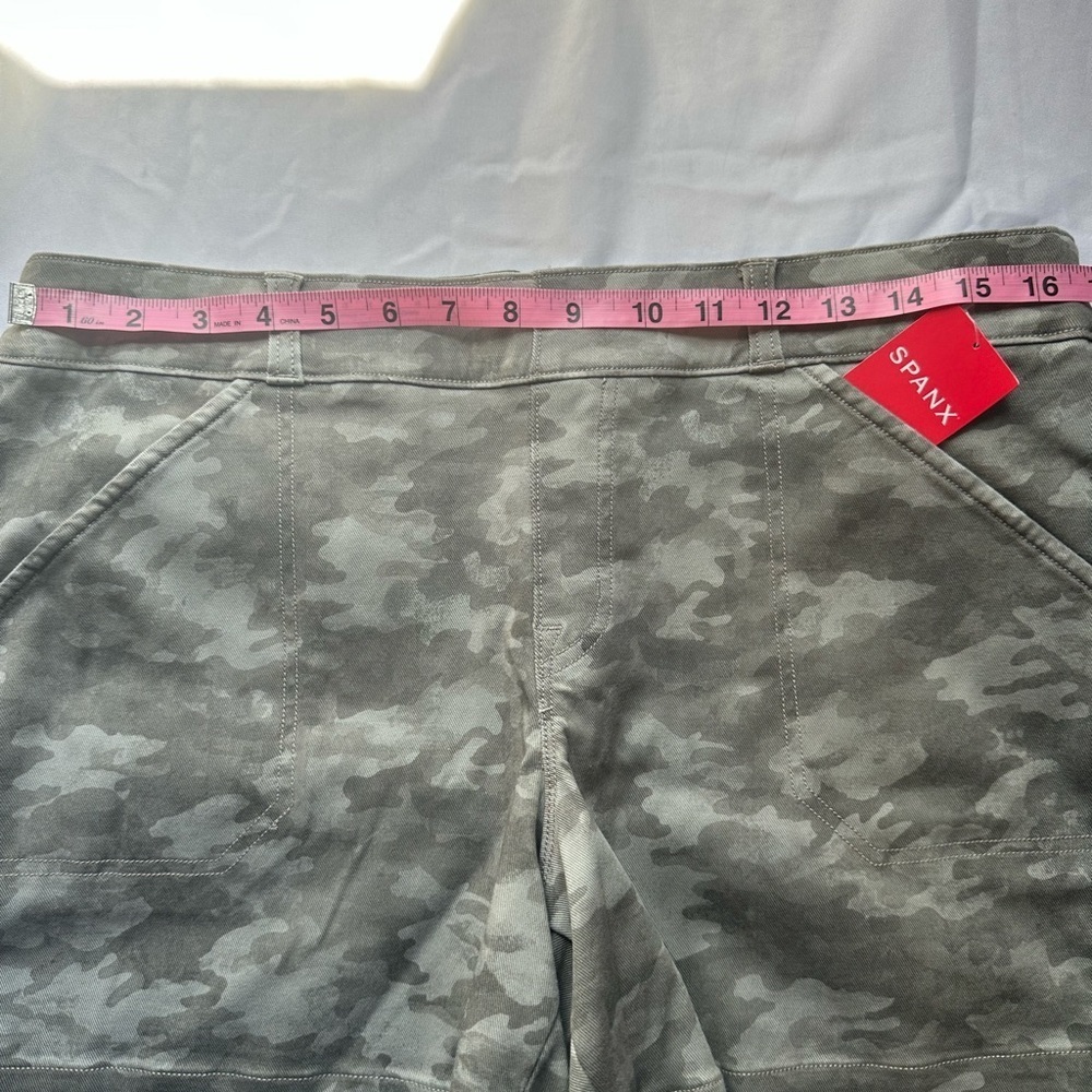 SPANX NWT Stretch Twill Short Size XL for Active Comfort - Picture 8 of 9